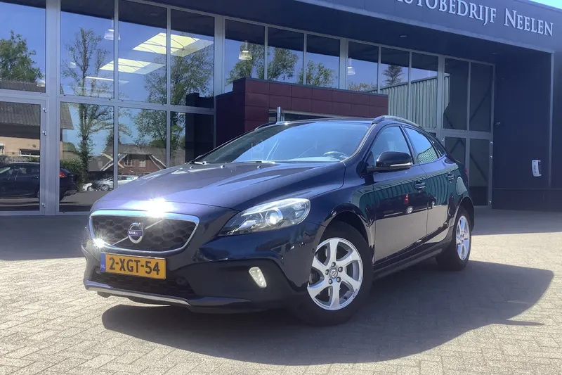 Volvo V40 Cross Country (2014)
