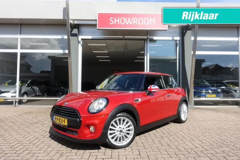 MINI One (2014)