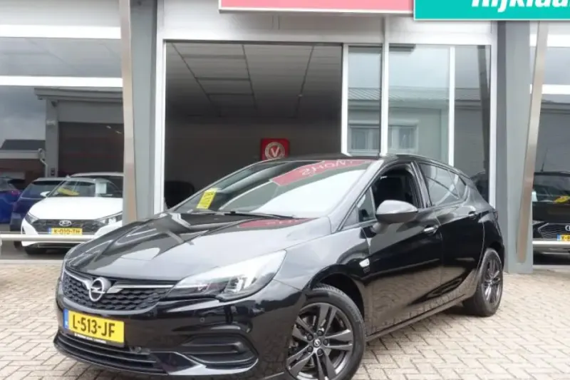 Opel Astra (2021)
