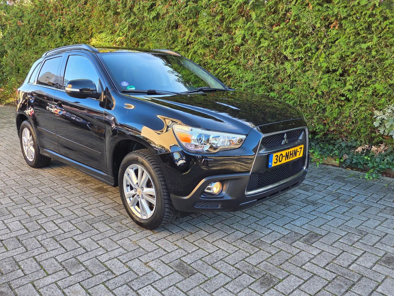 Mitsubishi ASX (2010) — foto 1