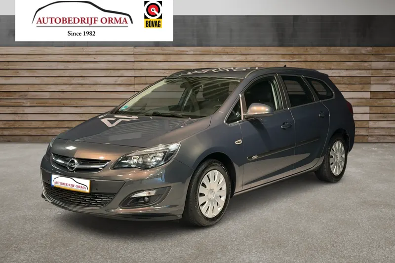 Opel Astra Sports Tourer (2014)
