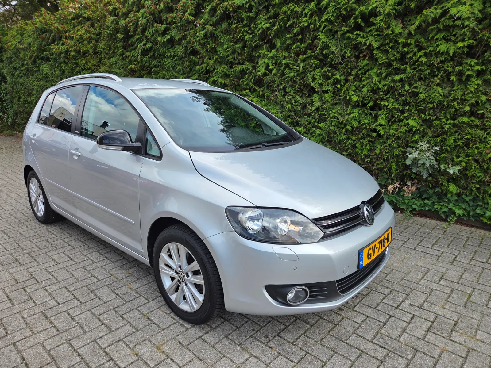 Volkswagen Golf Plus (2011) — foto 1