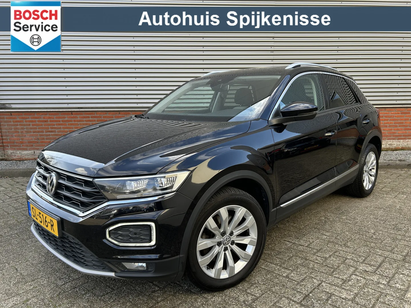 Volkswagen T-Roc (2018) — foto 1