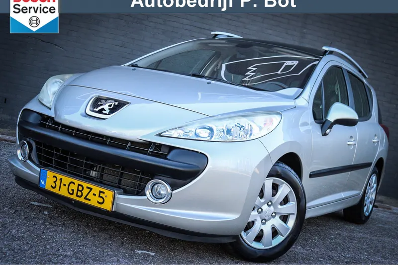 Peugeot 207 (2008)