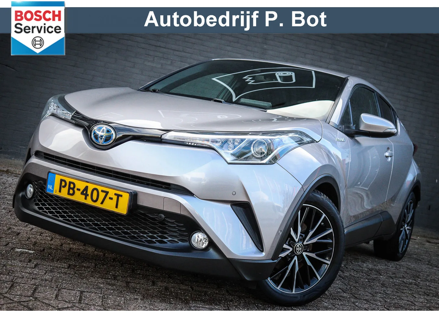Toyota C-HR (2017) — foto 1