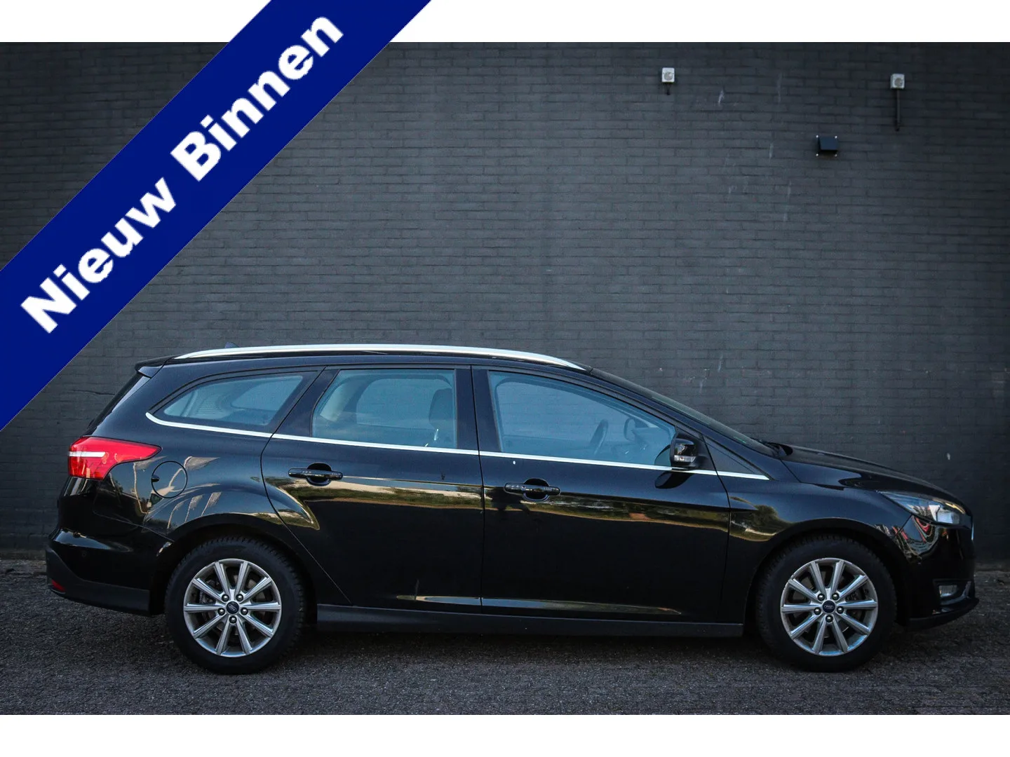 Ford Focus (2018) — foto 1