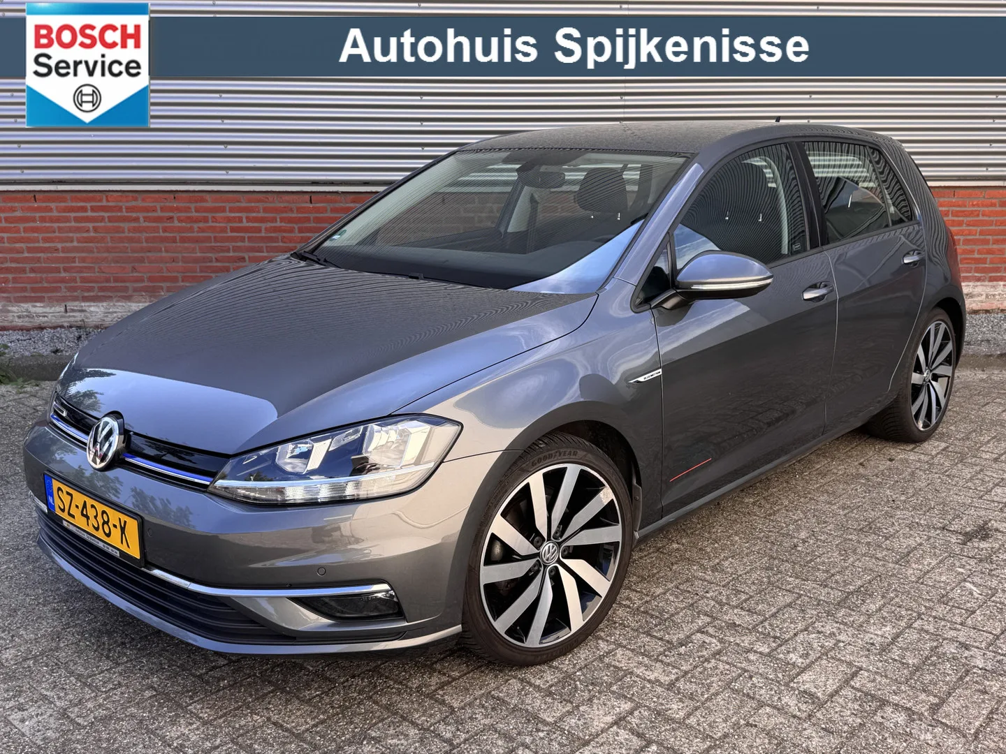 Volkswagen Golf (2018) — foto 1