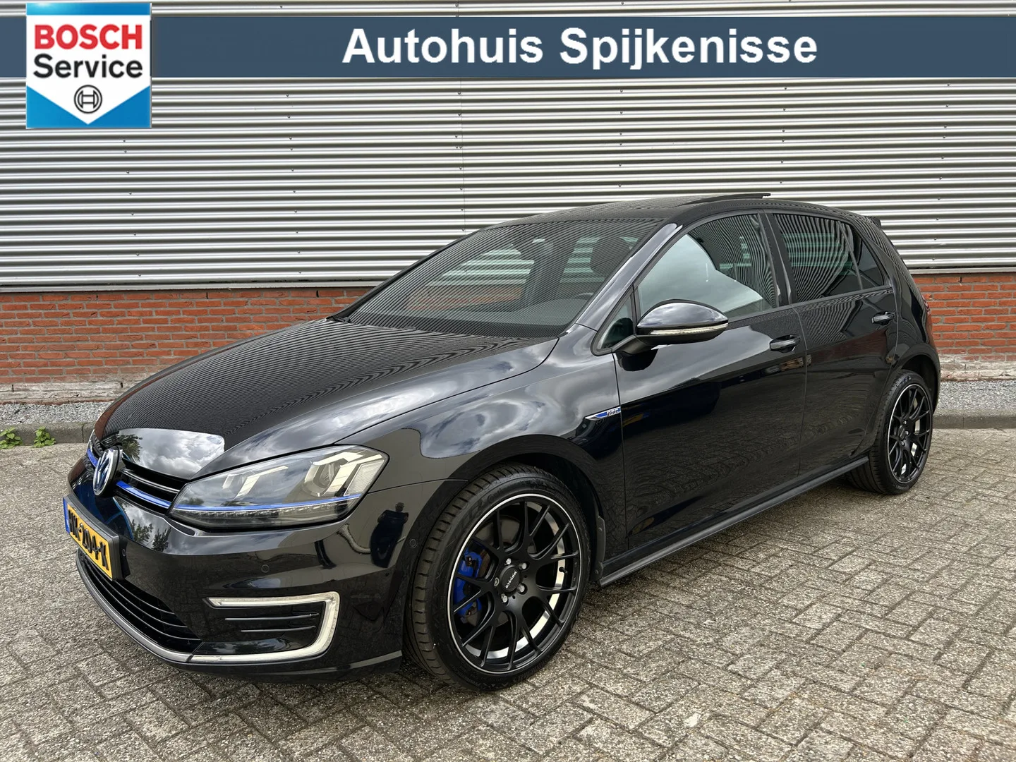 Volkswagen Golf (2015) — foto 1