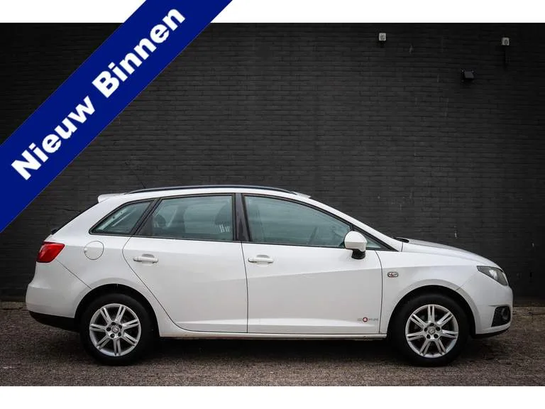SEAT Ibiza (2011) — foto 1