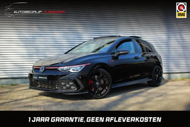 Volkswagen Golf (2024)