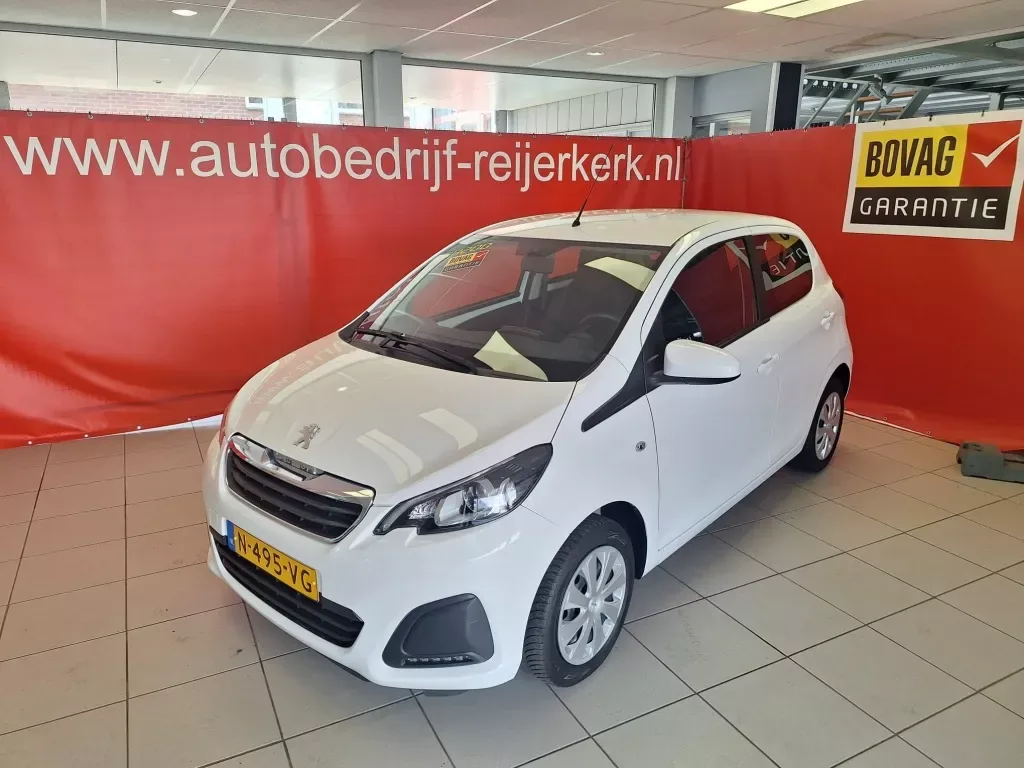 Peugeot 108 (2022) — foto 1