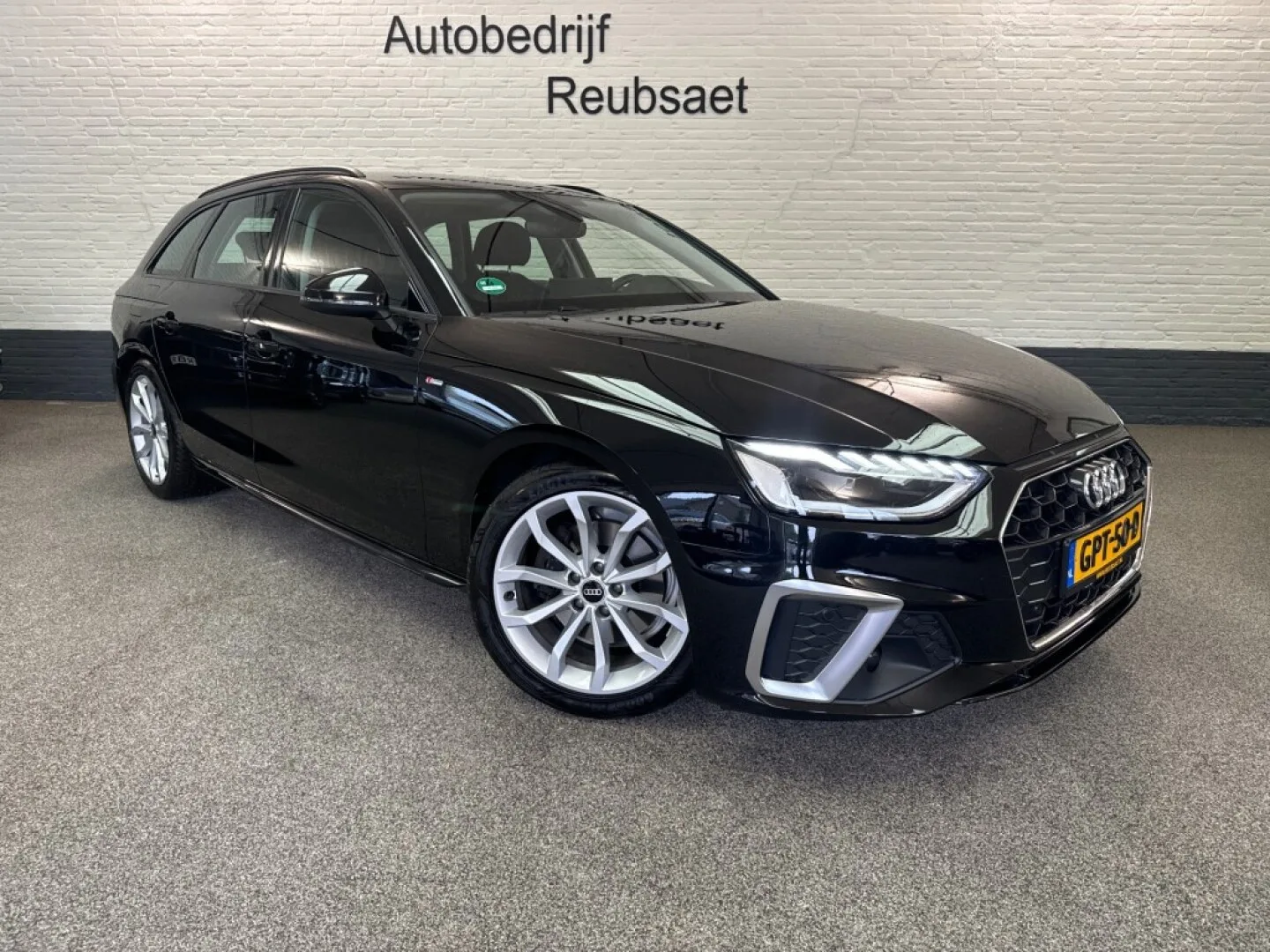 Audi A4 (2021) — foto 1