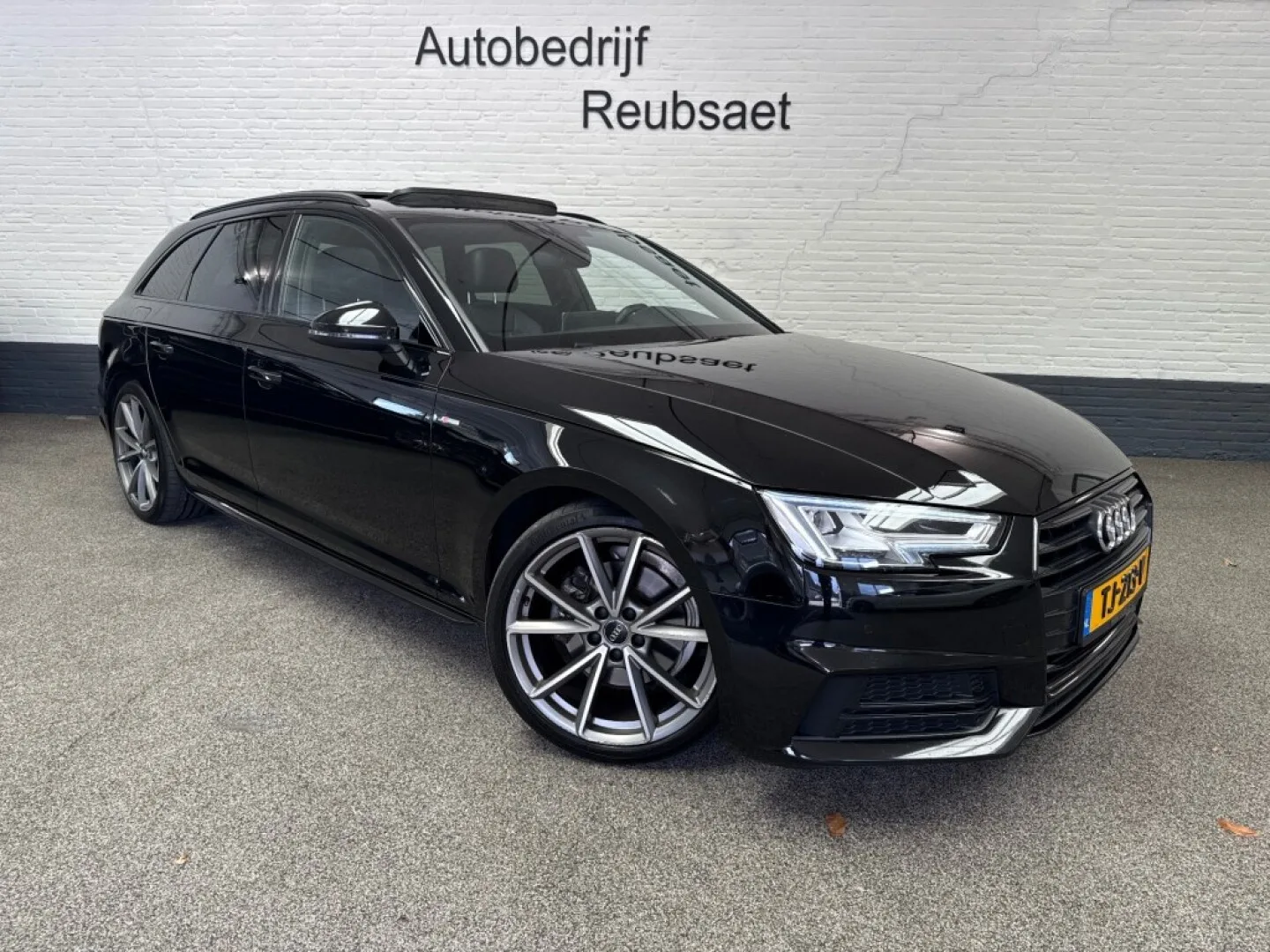Audi A4 (2018) — foto 1