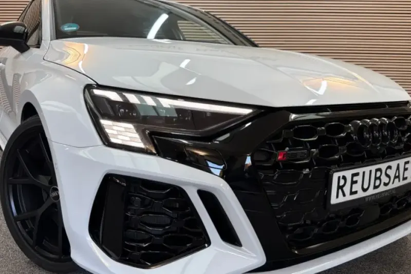Audi RS3 (2024)