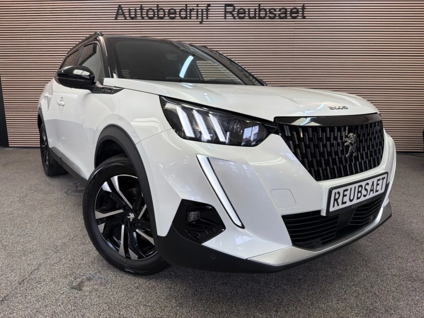 Peugeot 2008 (2020) — foto 1