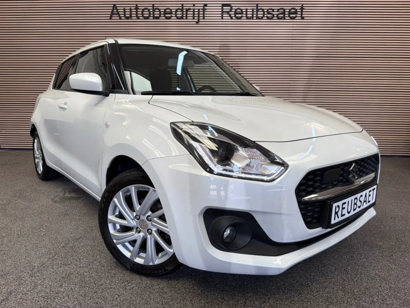 Suzuki Swift (2021) — foto 1