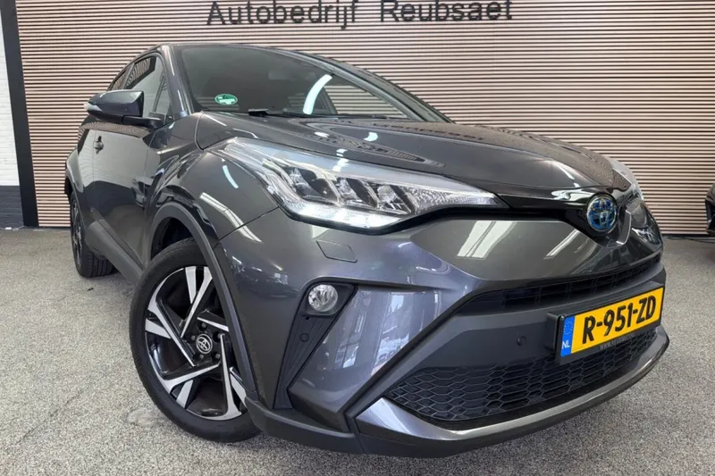 Toyota C-HR (2023)