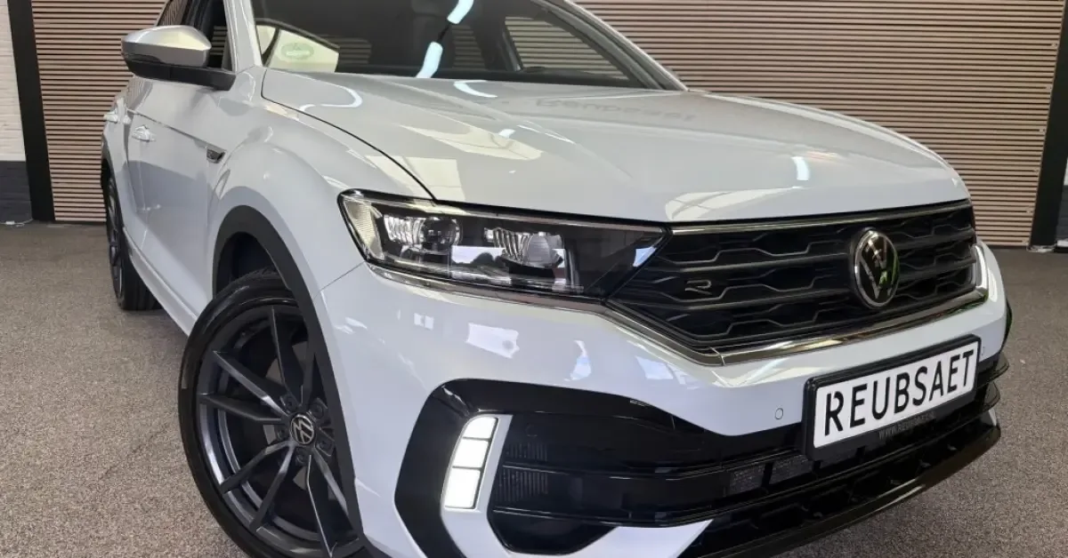 Volkswagen T-Roc (2020) — foto 1
