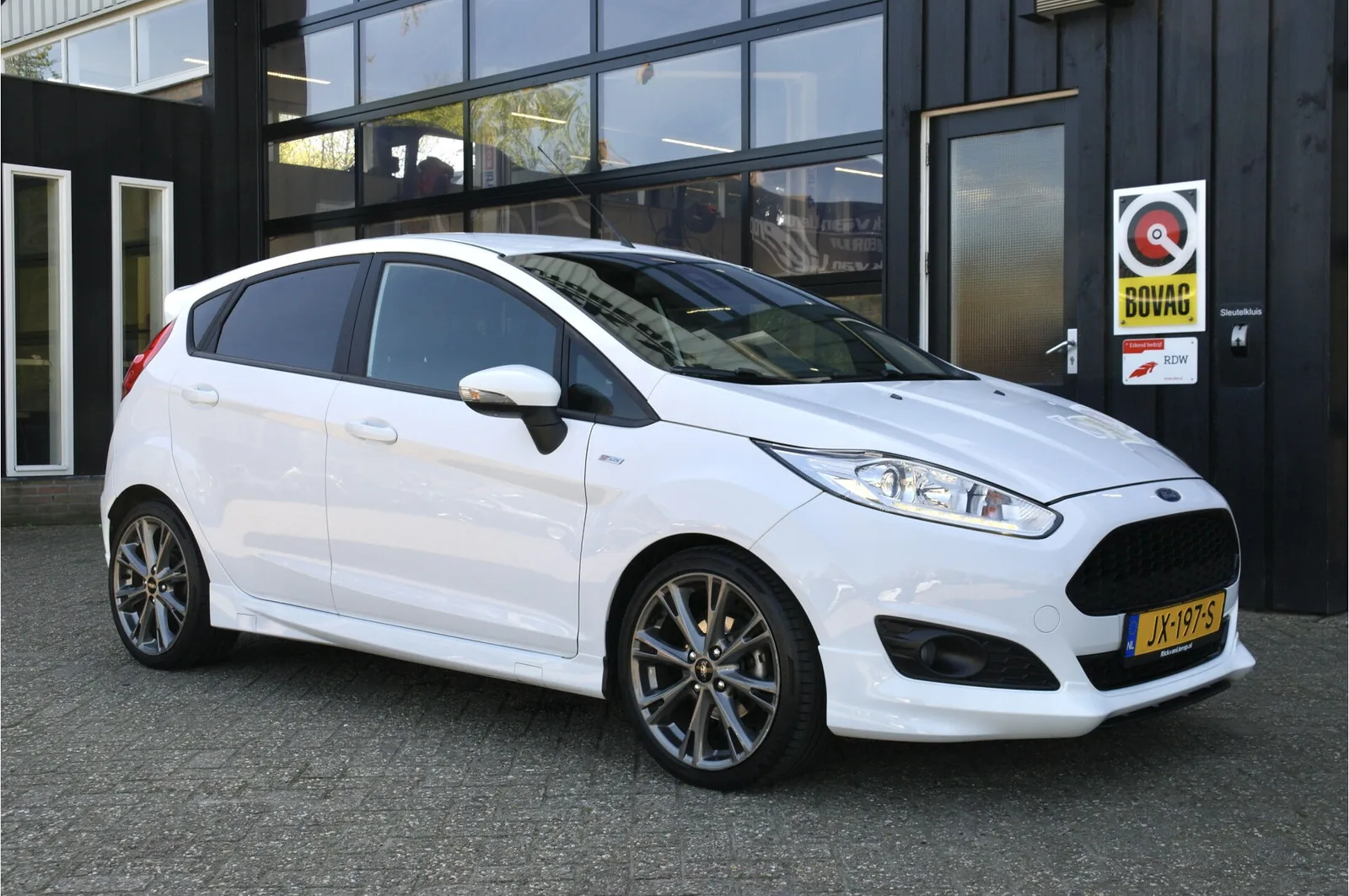 Ford Fiesta (2016) — foto 1