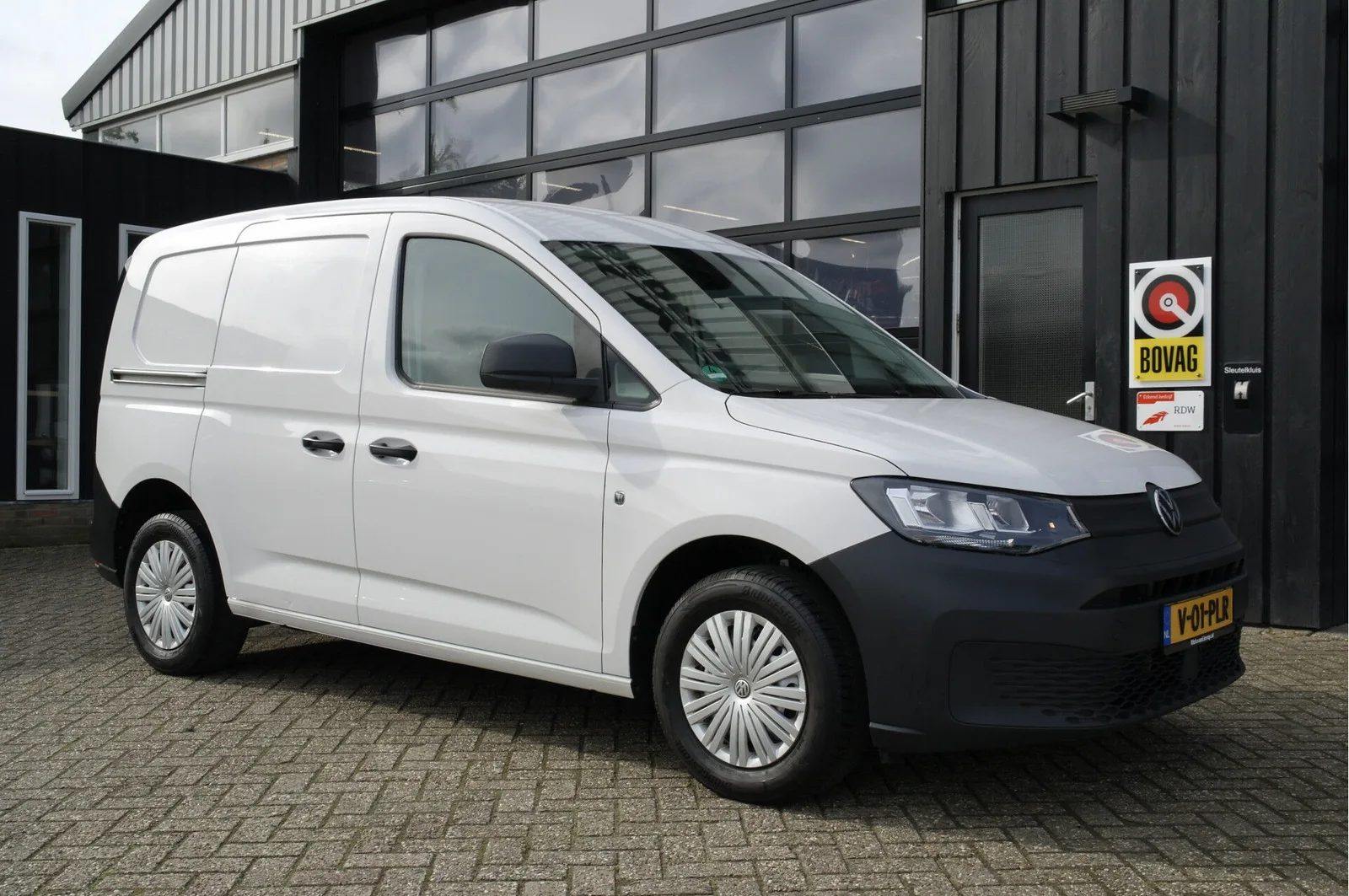 Volkswagen Caddy (2022) — foto 1
