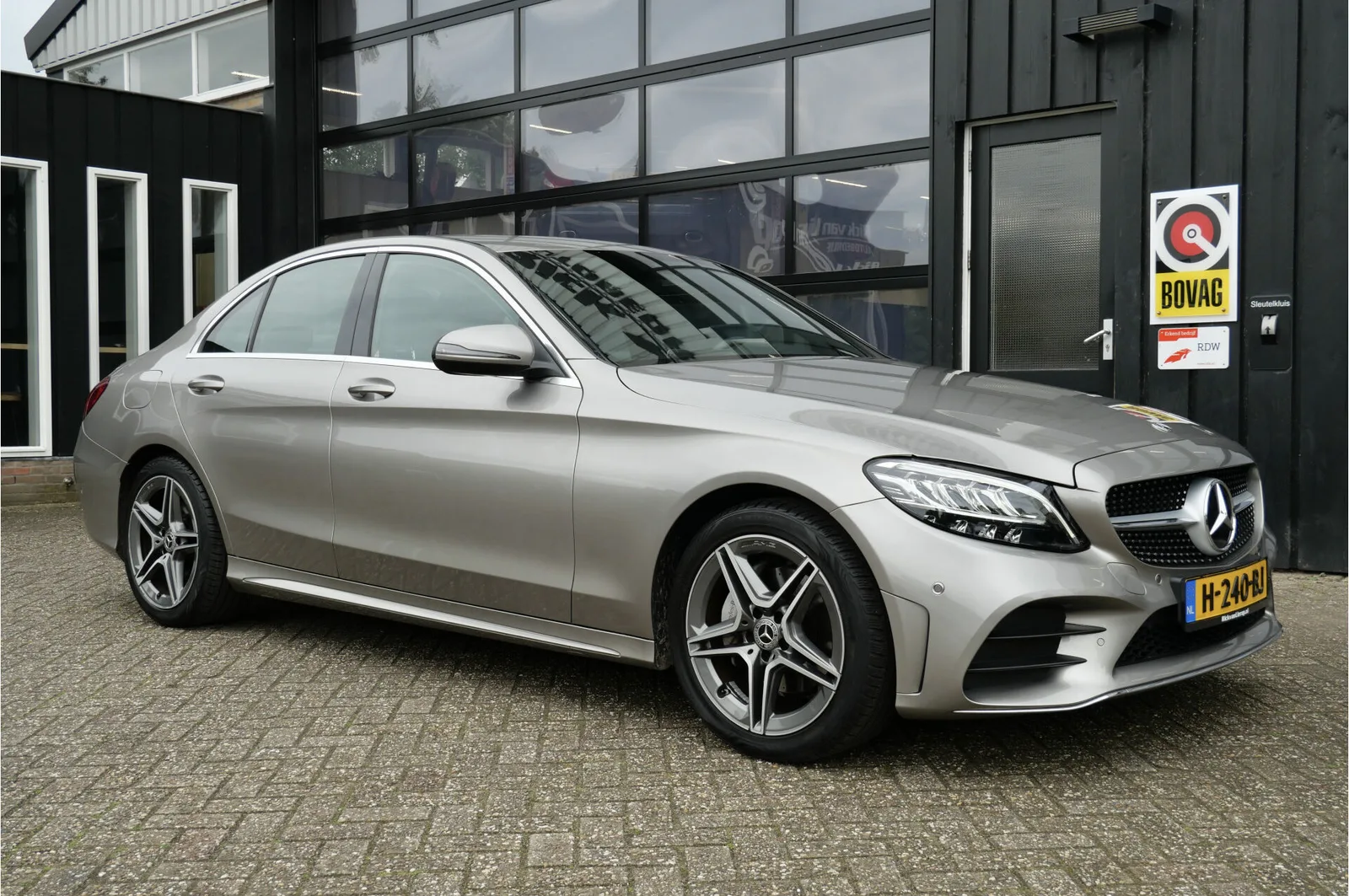 Mercedes-Benz C-Klasse (2020) — foto 1