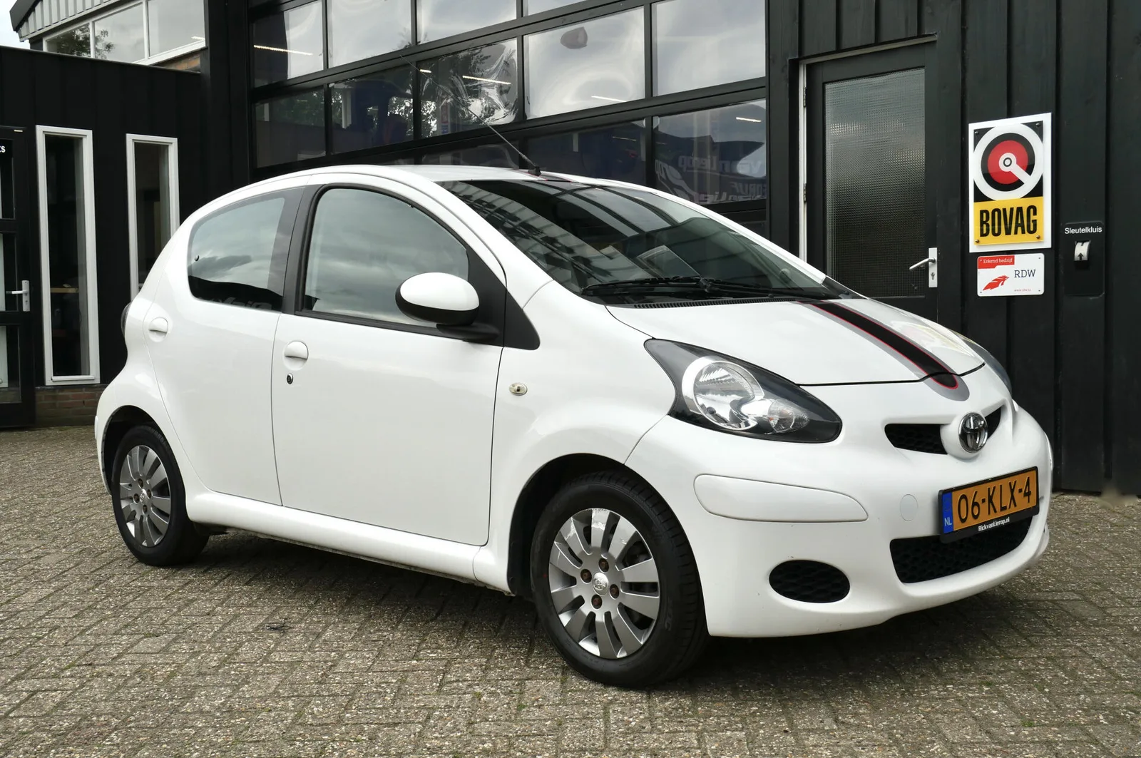 Toyota Aygo (2010) — foto 1