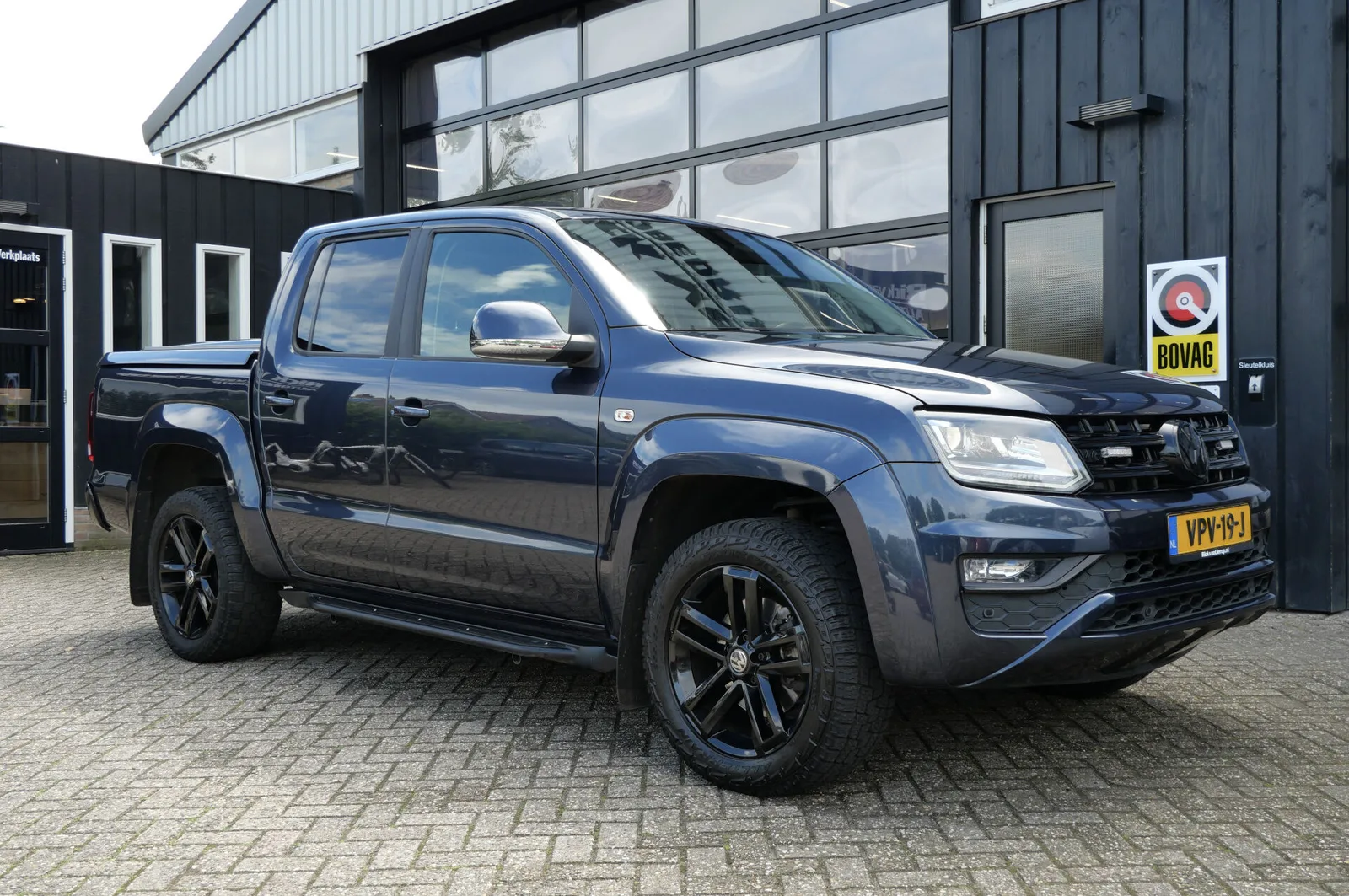 Volkswagen Amarok (2018) — foto 1