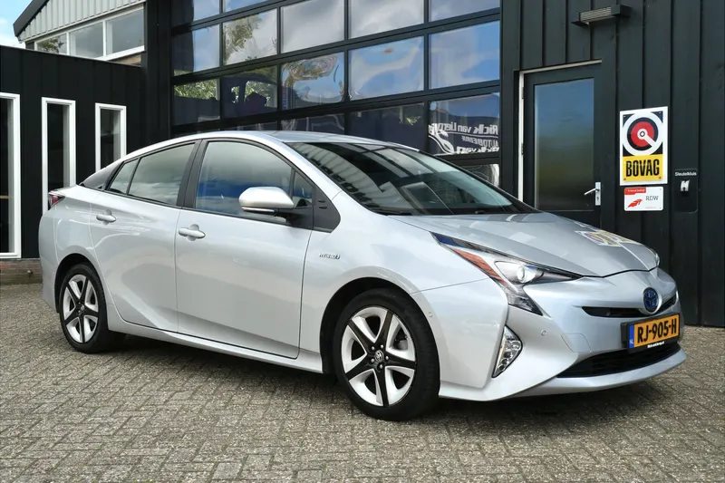 Toyota Prius (2017)