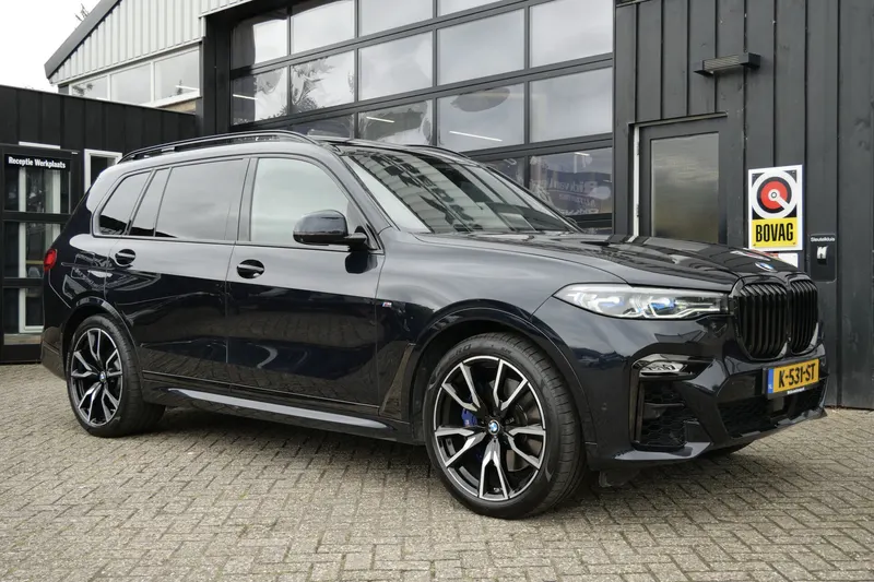 BMW X7 (2019)
