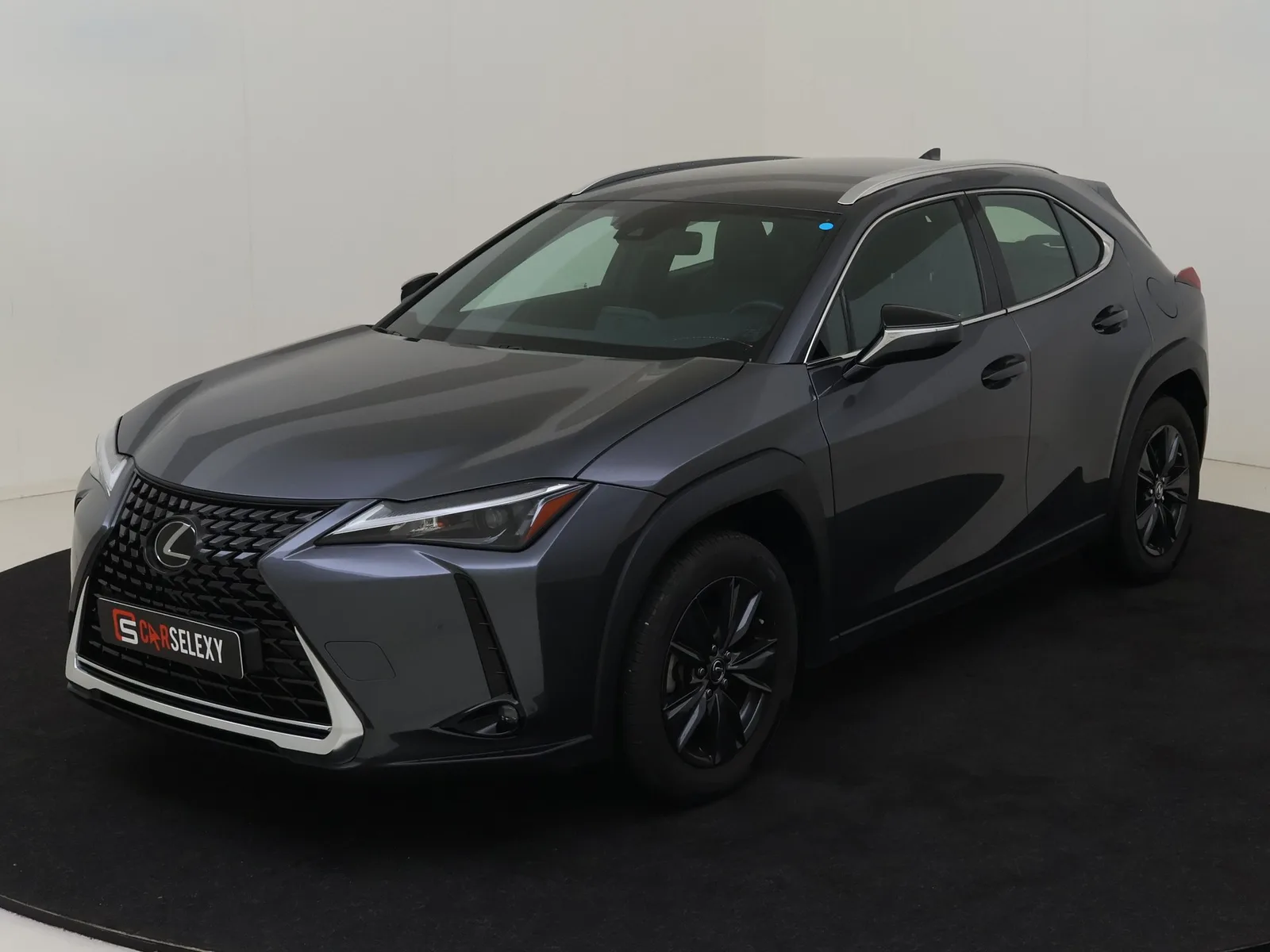 Lexus UX (2024) — foto 1