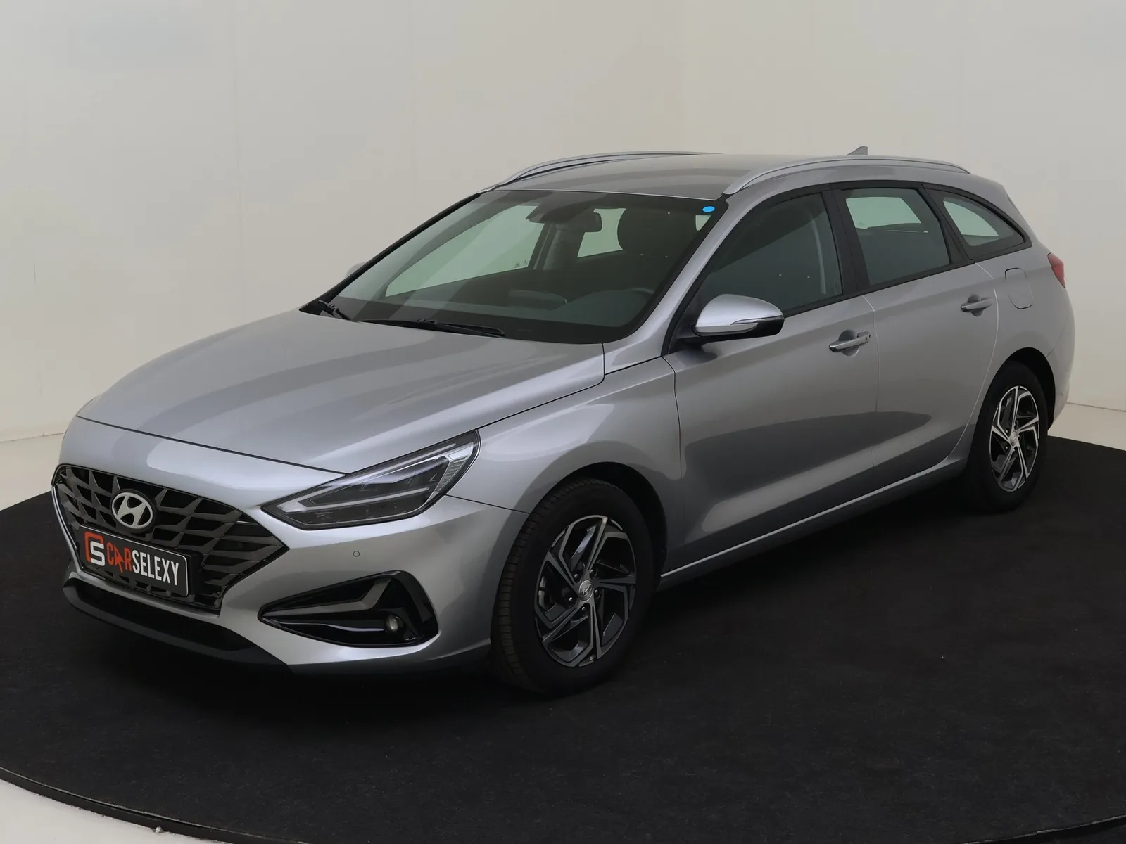 Hyundai i30 (2024) — foto 1