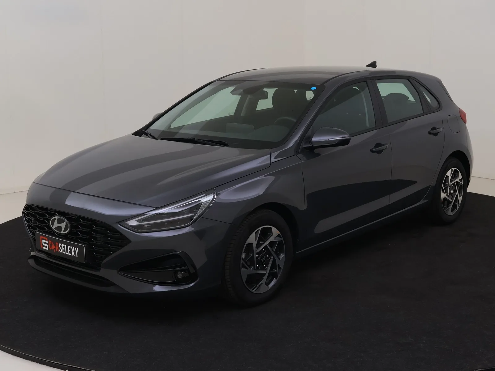 Hyundai i30 (2024) — foto 1
