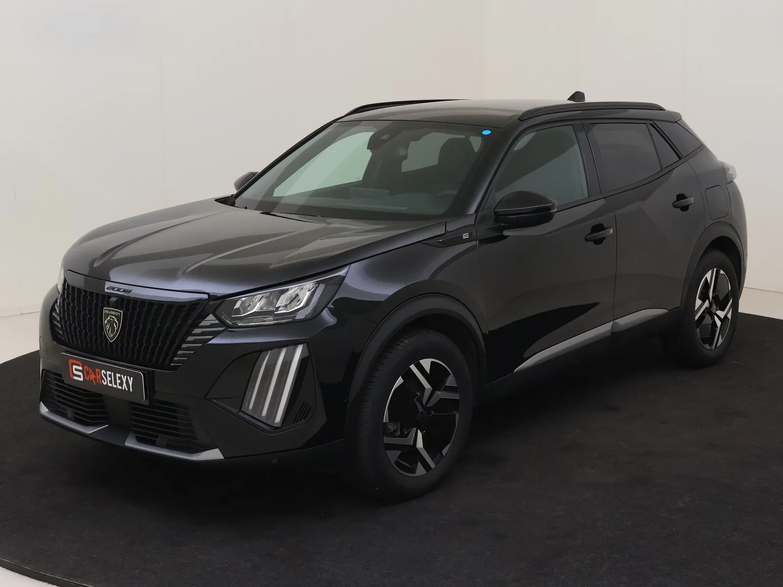 Peugeot e-2008 (2025) — foto 1