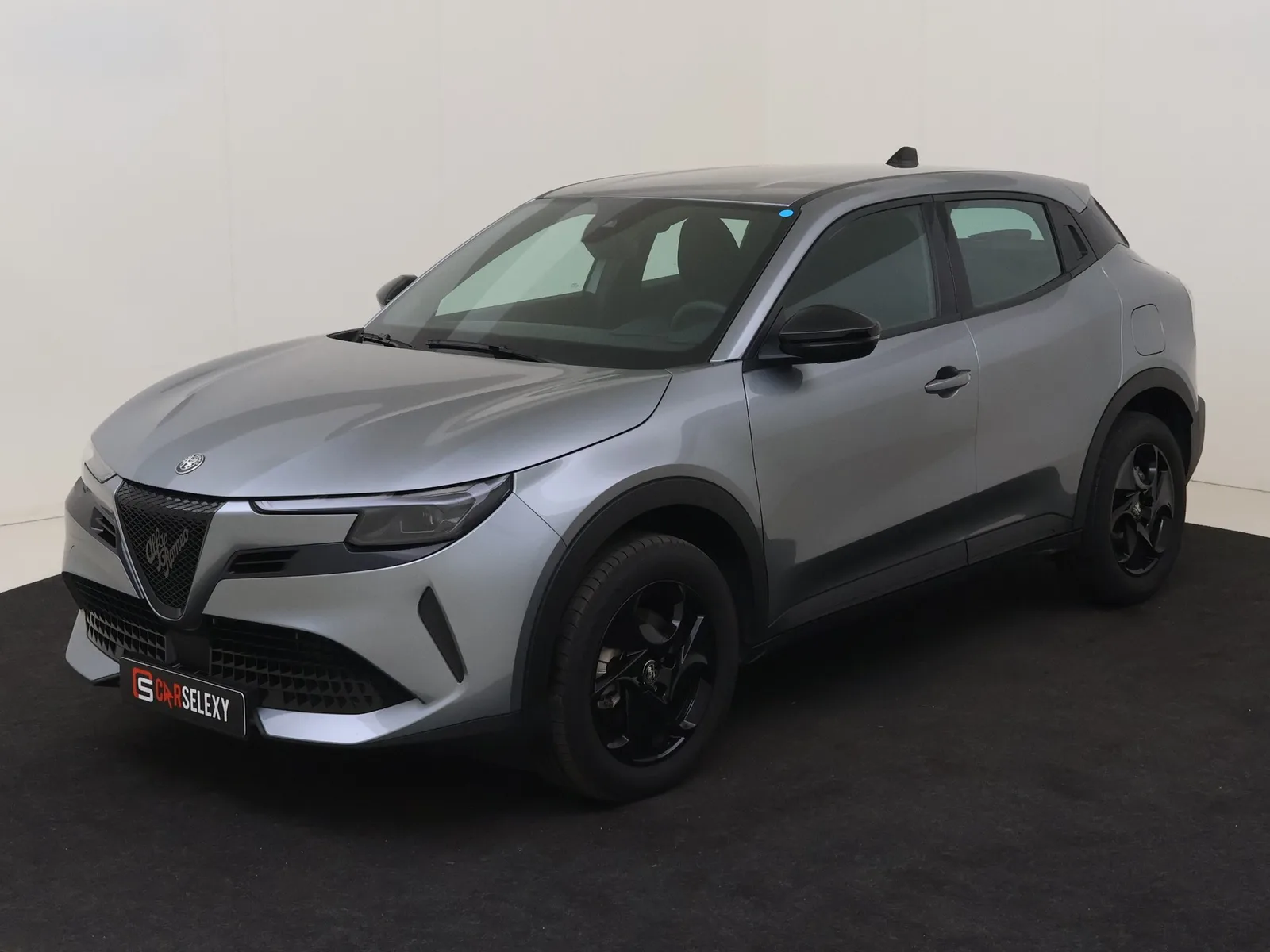 Alfa Romeo Junior (2025) — foto 1