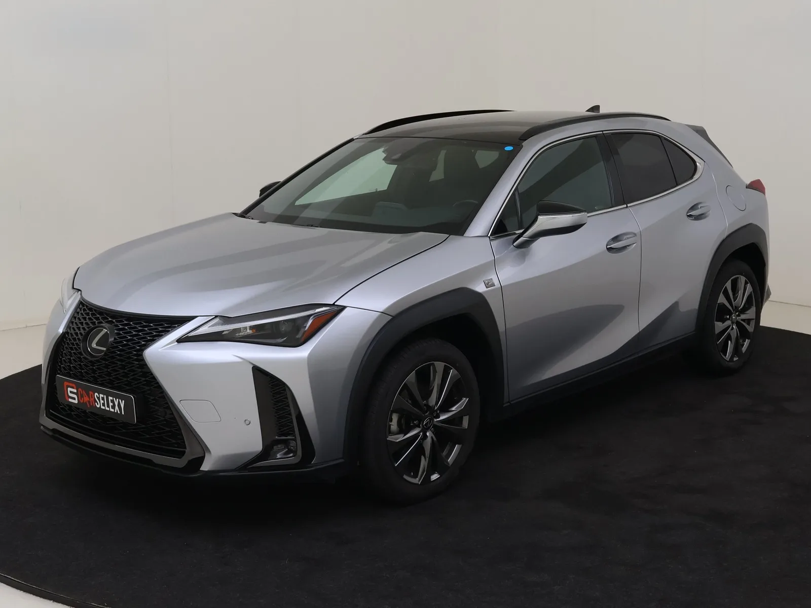 Lexus UX (2024) — foto 1