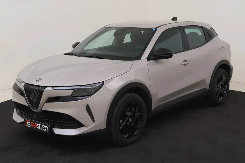 Alfa Romeo Junior (2025)