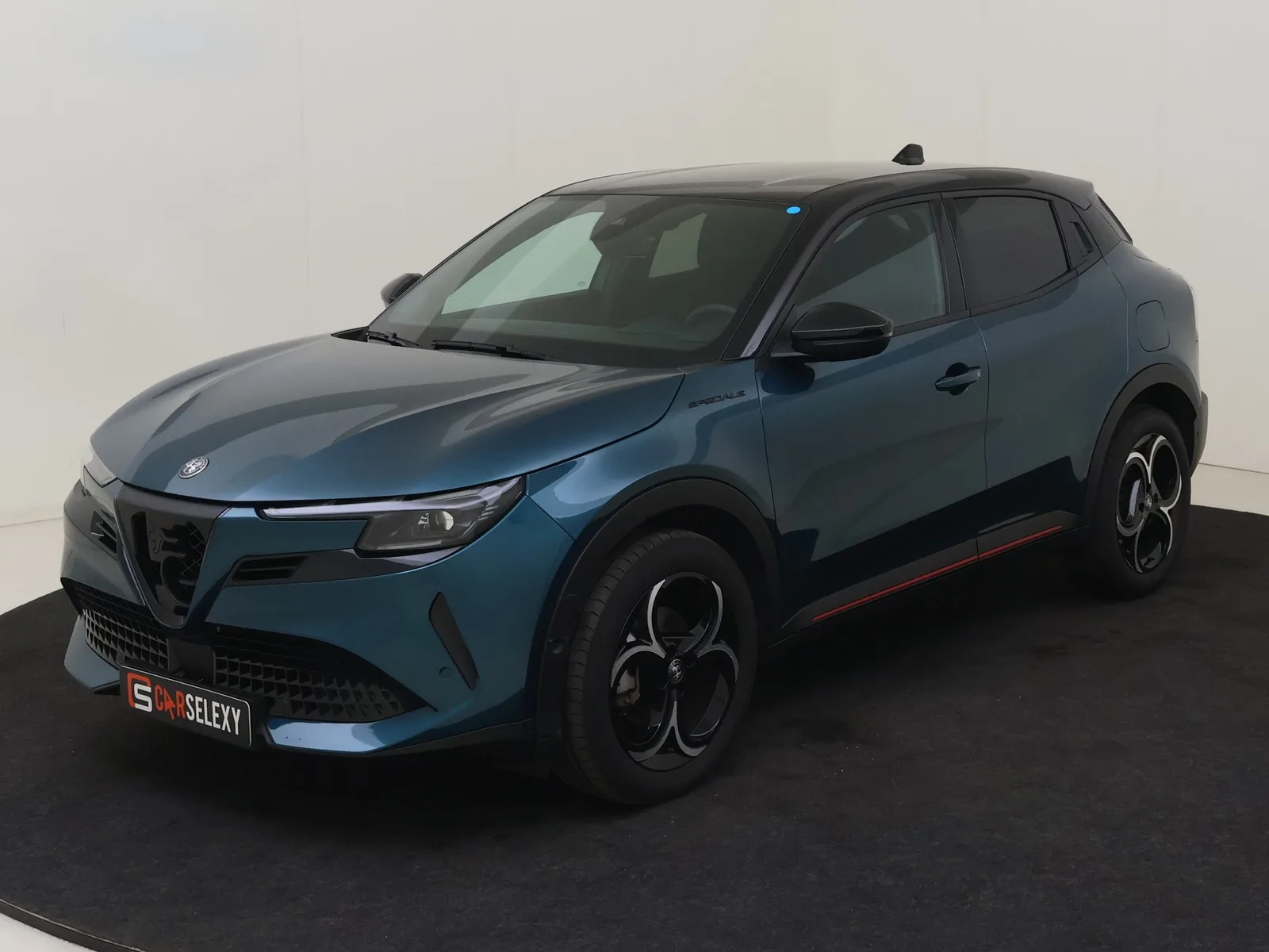 Alfa Romeo Junior (2025) — foto 1