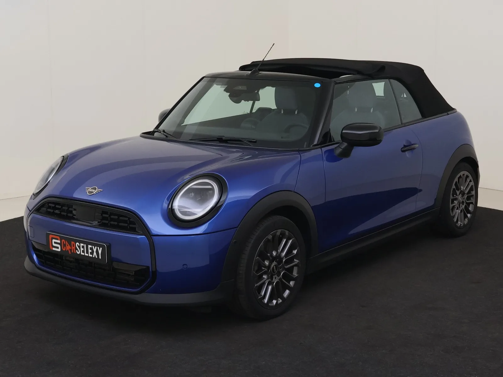 MINI Cabrio (2025) — foto 1