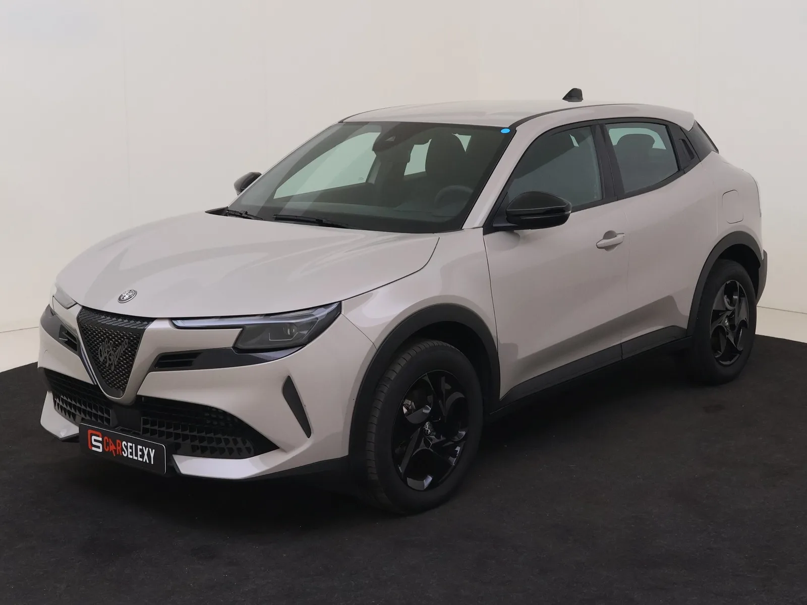 Alfa Romeo Junior (2025) — foto 1