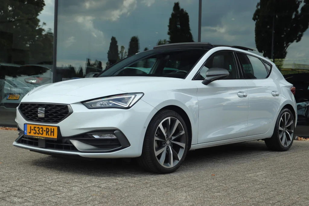 SEAT Leon (2020) — foto 1