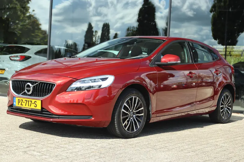 Volvo V40 (2017)