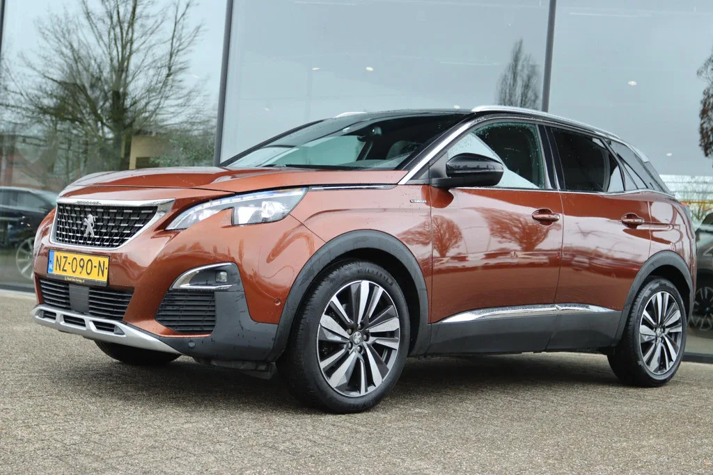 Peugeot 3008 (2017) — foto 1