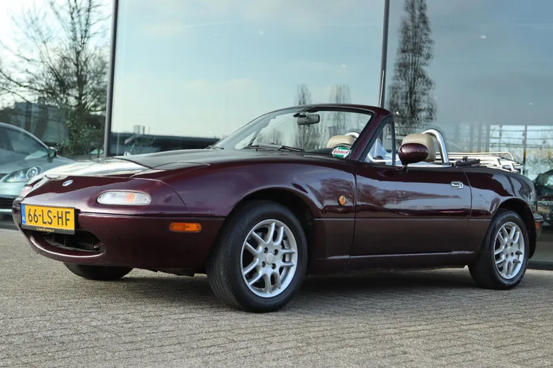 Mazda MX-5 (1996)