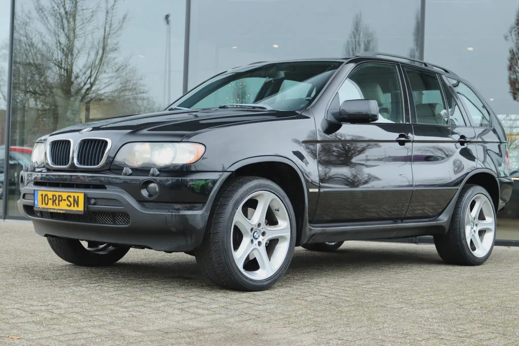 BMW X5 (2002) — foto 1