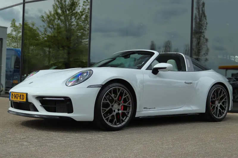 Porsche 911 (2021)