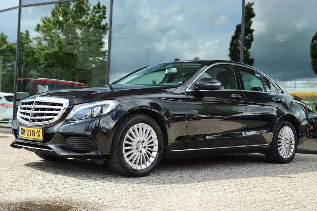 Mercedes-Benz C-Klasse (2016) — foto 1