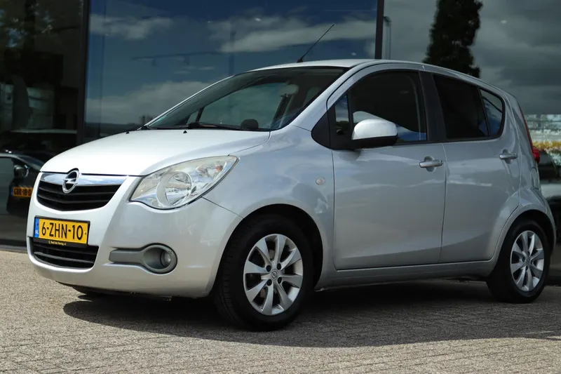 Opel Agila (2015)