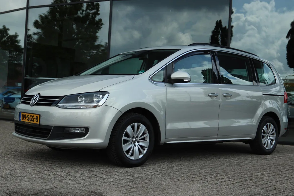 Volkswagen Sharan (2011) — foto 1