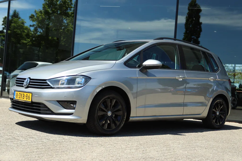 Volkswagen Golf (2015) — foto 1