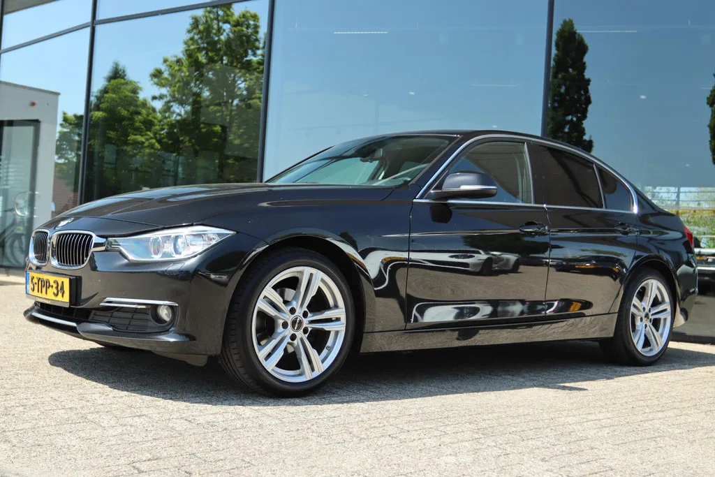 BMW 3-Serie (2014) — foto 1